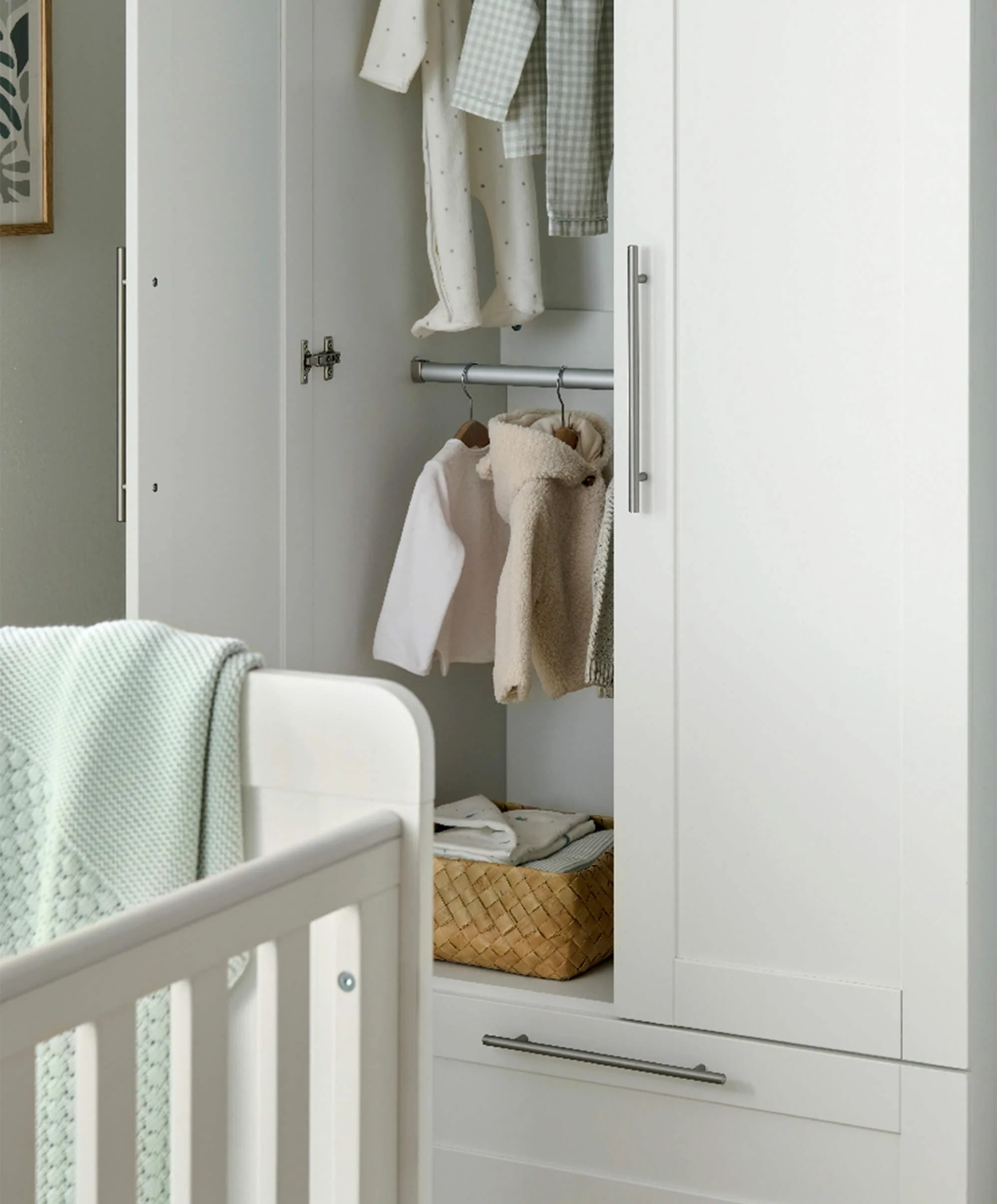 Hampden 3 Piece Cotbed Range with Dresser Changer & Wardrobe - White - Image 18